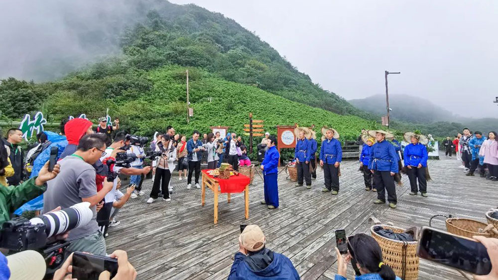 2023金佛山國際旅游文化節(jié)現(xiàn)場.jpg